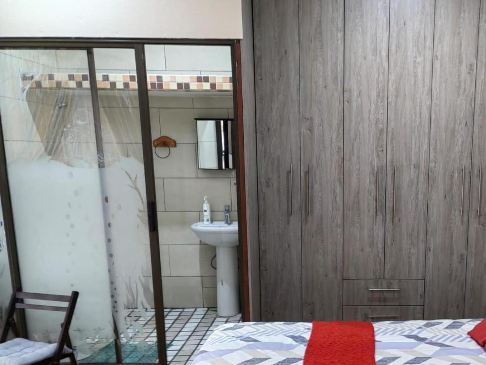 Sibahlenomhlambi Guesthouse Springs  Zimmer foto