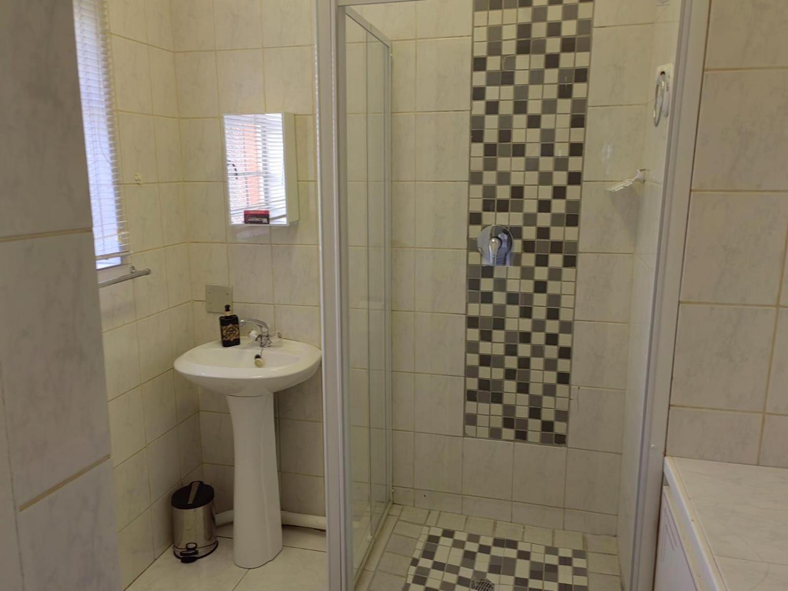 Sibahlenomhlambi Guesthouse Springs  Zimmer foto