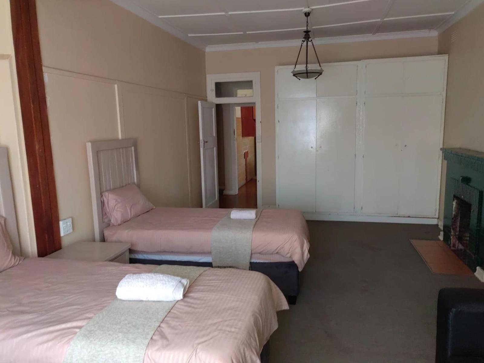 Sibahlenomhlambi Guesthouse Springs  Zimmer foto