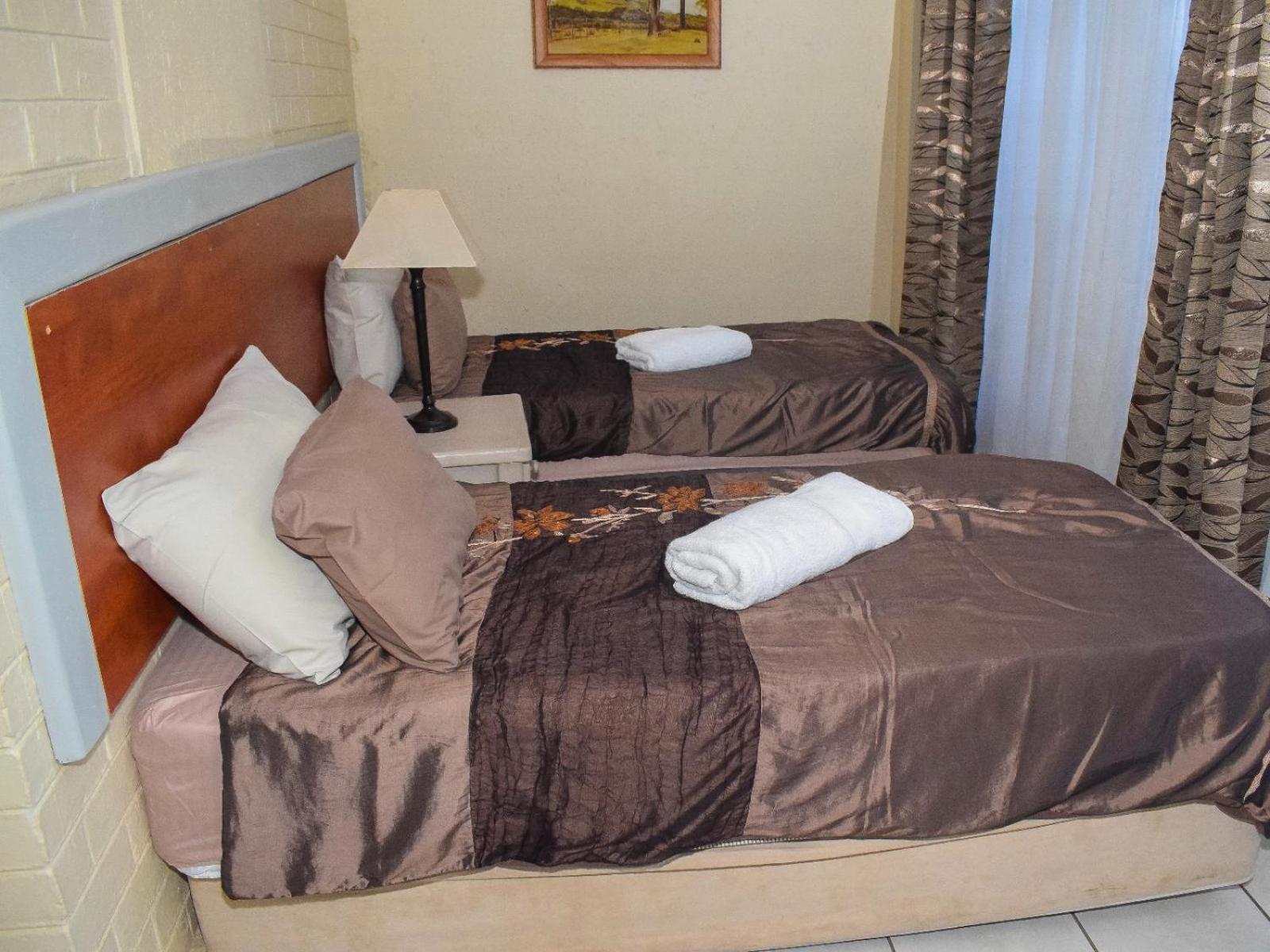 Sibahlenomhlambi Guesthouse Springs  Zimmer foto