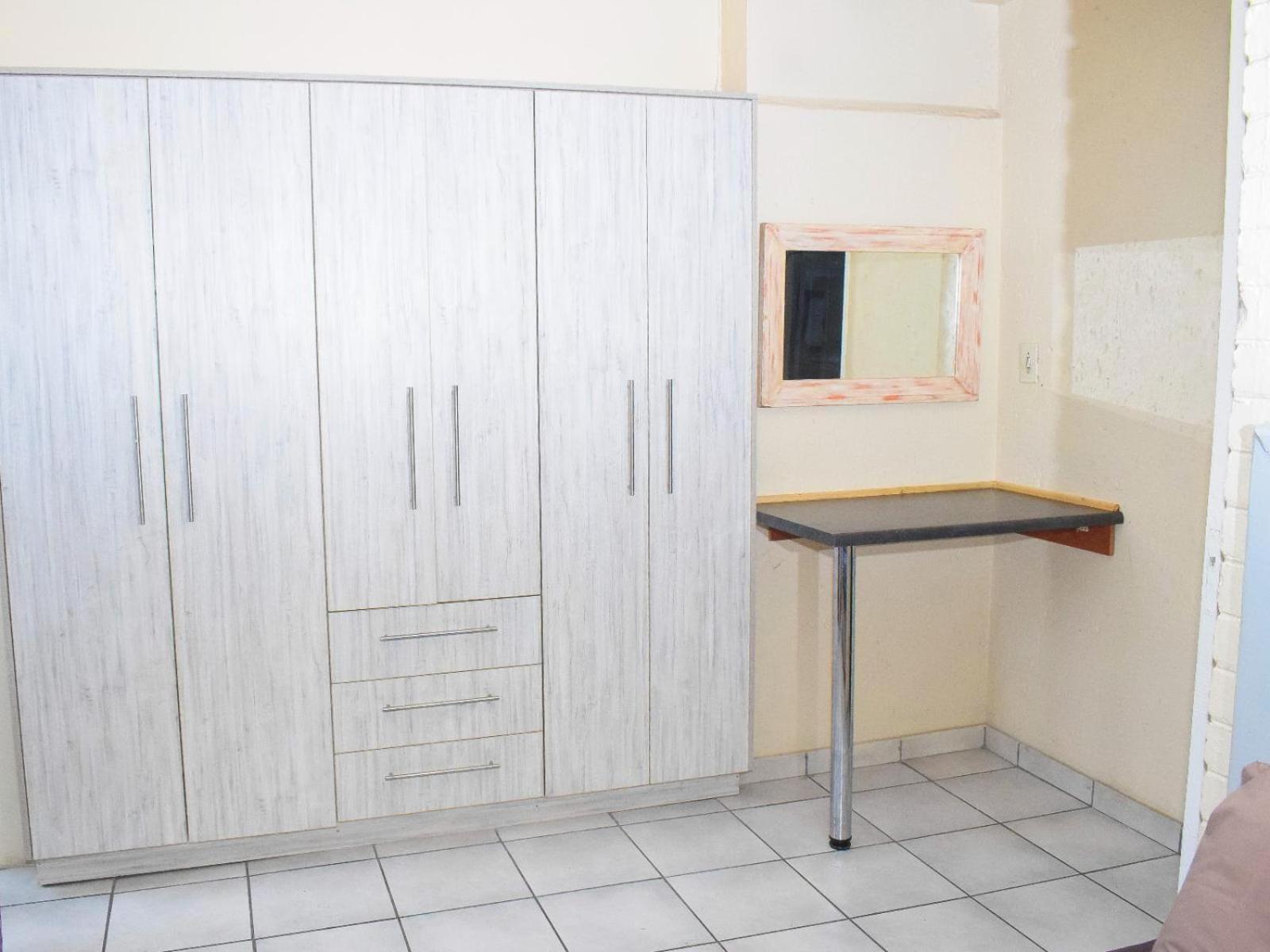 Sibahlenomhlambi Guesthouse Springs  Zimmer foto
